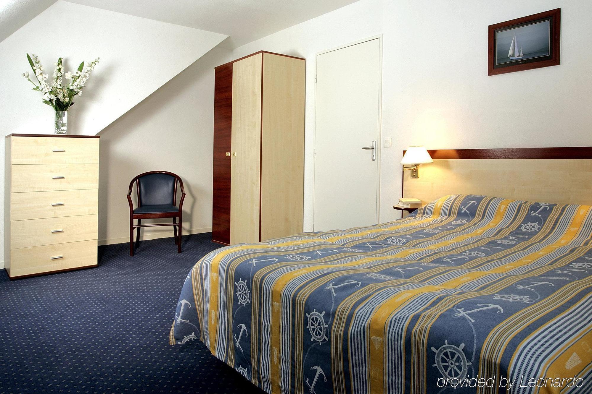 Aparthotel Cerise Lannion Zimmer foto